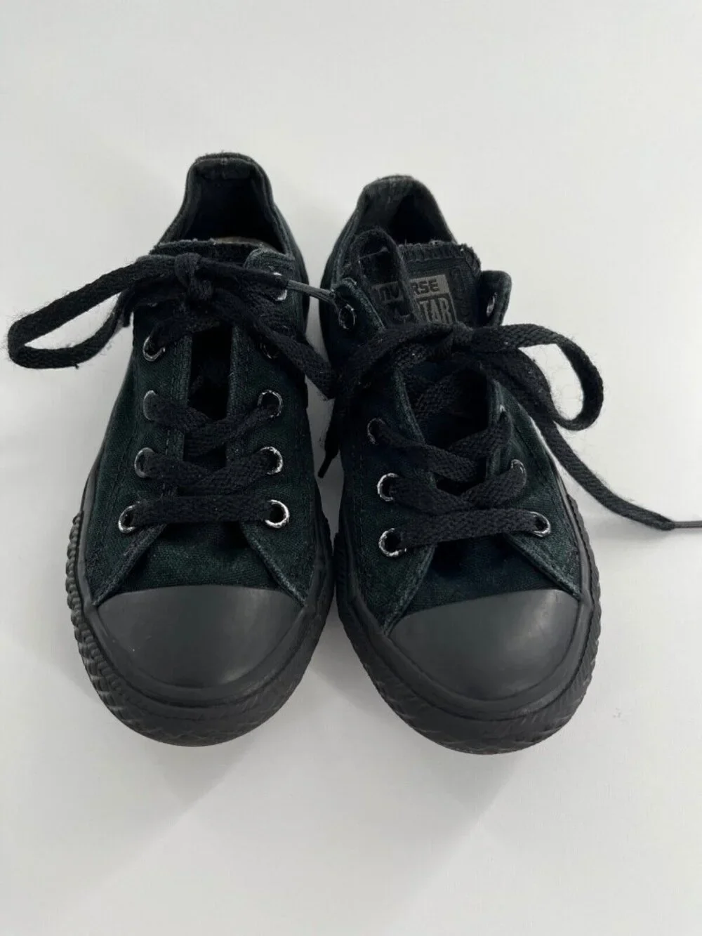 Converse Unisex-Child Chuck Taylor All Star Street Ox Sneaker Youth Size 12